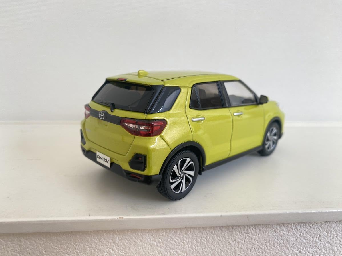 Amazon.co.jp: ライズ ミニカー1/30 カラーサンプル Y15 マスタード